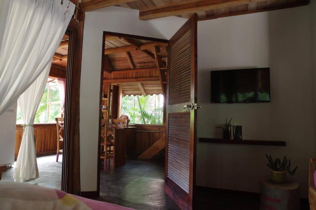 Griss Lodge & Spa Playa Santa Teresa  Eksteriør billede